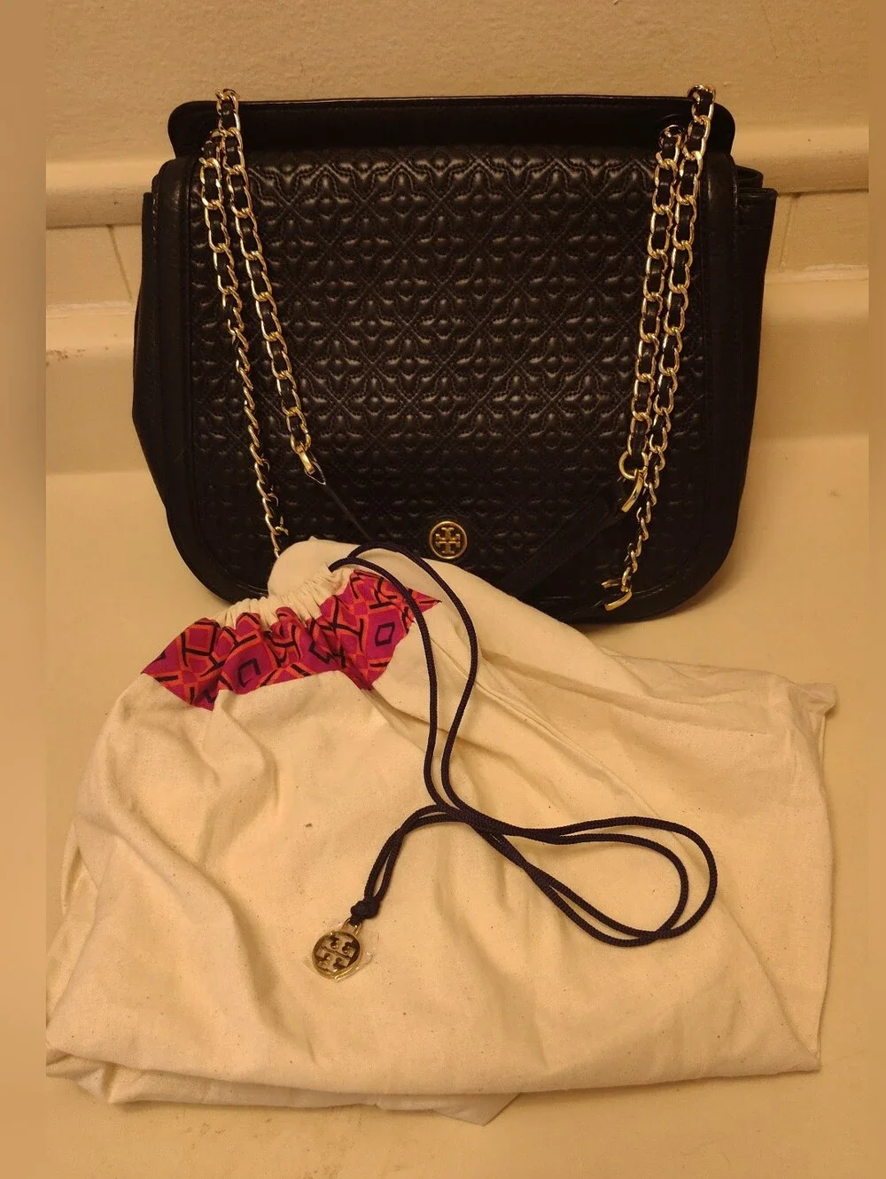 Tory Burch Bryant Black With Gold Chain Strap Purse Shoulder Bag With Dust Bag